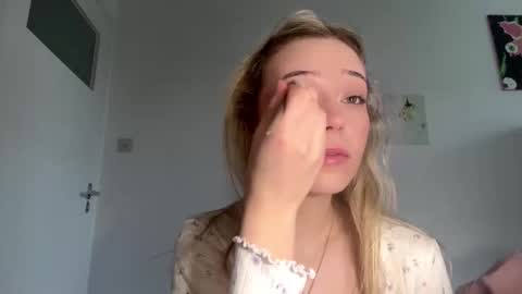 Olivia online show from 13, 3, 2026