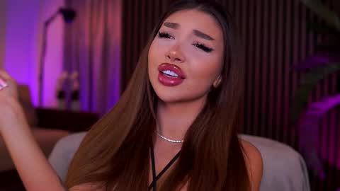 Snapshot of cassyelips chatting on 18, 10, 2025 Cassye online show from 18, 10, 2025