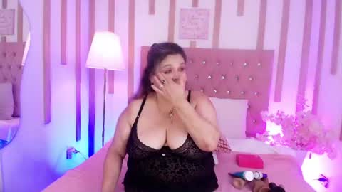 Snapshot of cat_wild chatting on 9, 7, 2026 Marce online show from 9, 7, 2026