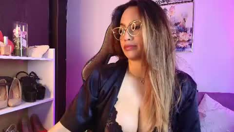 Snapshot of cata_alvarezz chatting on 7, 7, 2026 catalina online show from 7, 7, 2026