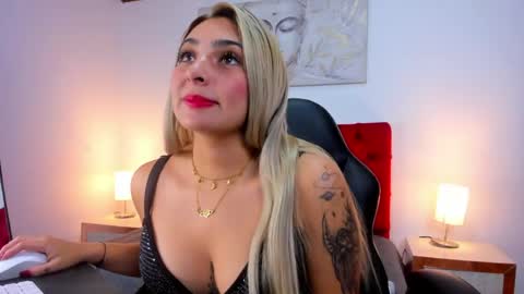 catalina_osorio online show from 4, 4, 2026