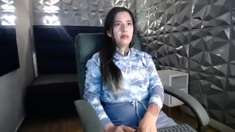 Snapshot of catarina_a chatting on 15, 7, 2026 catarina online show from 15, 7, 2026