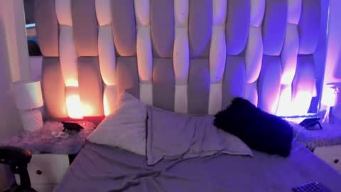 Snapshot of catarsiss_moon chatting on 20, 12, 2024 Cat online show from 20, 12, 2024