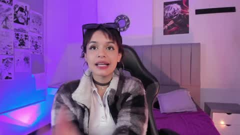 Snapshot of catarsiss_moon chatting on 11, 1, 2025 Cat online show from 11, 1, 2025