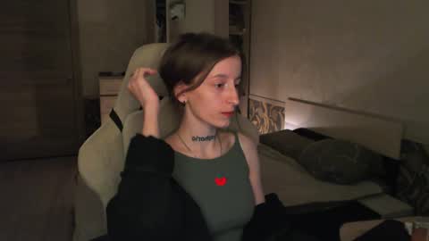 Snapshot of cath_dysphoria_ chatting on 20, 5, 2026 CATH online show from 20, 5, 2026