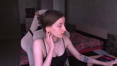Snapshot of cath_dysphoria_ chatting on 27, 6, 2026 CATH online show from 27, 6, 2026