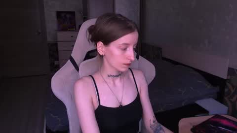 Snapshot of cath_dysphoria_ chatting on 28, 7, 2026 CATH online show from 28, 7, 2026