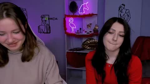 Snapshot of catherine_kitty chatting on 5, 3, 2025 Catherine online show from 5, 3, 2025