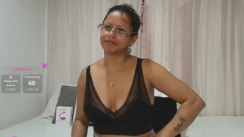 Snapshot of catherine_mature45 chatting on 19, 4, 2026 Catherine online show from 19, 4, 2026