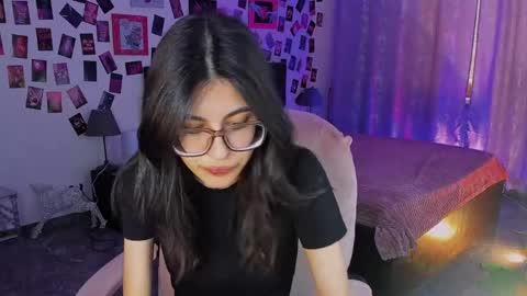 Snapshot of catherineblush chatting on 8, 6, 2026 catherineblush online show from 8, 6, 2026