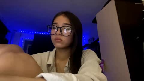 Snapshot of catherinepirs chatting on 22, 5, 2026 catherinepirs online show from 22, 5, 2026