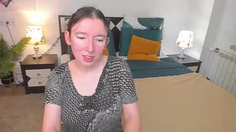 Catrin online show from 12, 11, 2025