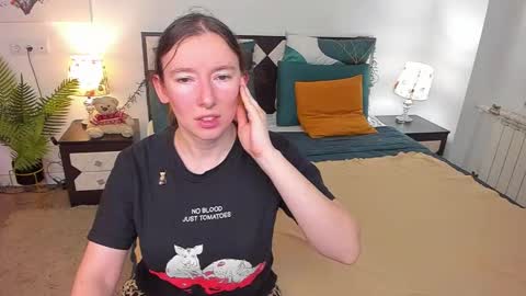 Catrin online show from 28, 11, 2025