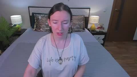 Snapshot of catherinewalls chatting on 11, 5, 2026 Catrin online show from 11, 5, 2026