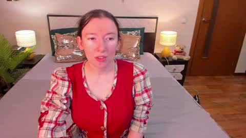 Snapshot of catherinewalls chatting on 16, 5, 2026 Catrin online show from 16, 5, 2026