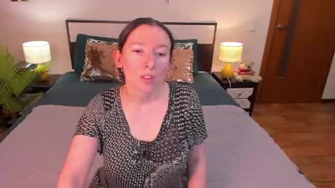 Snapshot of catherinewalls chatting on 26, 5, 2026 Catrin online show from 26, 5, 2026