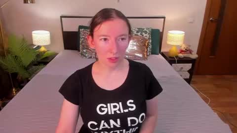 Snapshot of catherinewalls chatting on 13, 7, 2026 Catrin online show from 13, 7, 2026