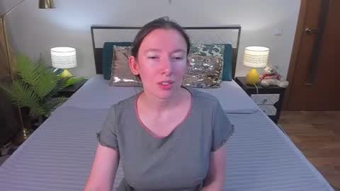 Snapshot of catherinewalls chatting on 19, 7, 2026 Catrin online show from 19, 7, 2026