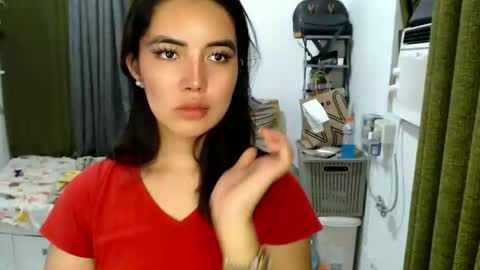 Snapshot of cathy_lyn chatting on 13, 4, 2026 cathy_lyn online show from 13, 4, 2026