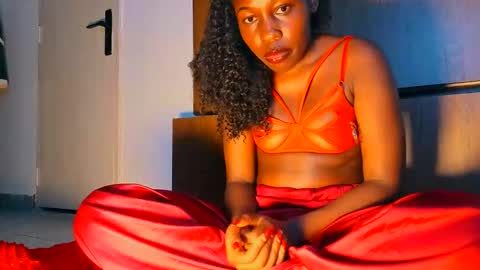 catrine online show from 8, 11, 2025