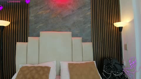 Snapshot of catiusca_reyes_03 chatting on 1, 4, 2026 catiusca_reyes_03 online show from 1, 4, 2026