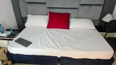 Catleya online show from 20, 12, 2025