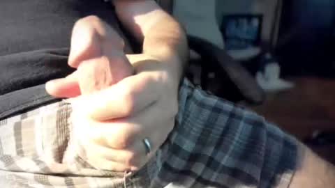 catmandoo21001 online show from 9, 3, 2026