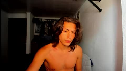 catnuaa online show from 24, 4, 2026