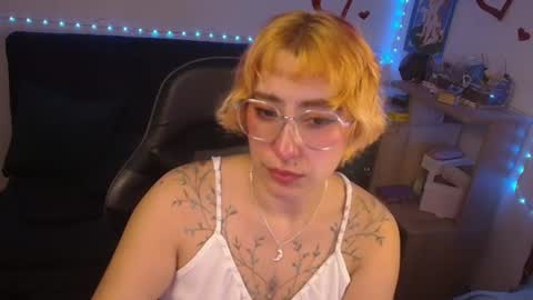 Snapshot of catsito chatting on 13, 6, 2026 im MIA -Independent Model MY OF is catsito3 online show from 13, 6, 2026