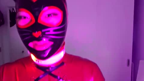 CatTailLove online show from 5, 3, 2025