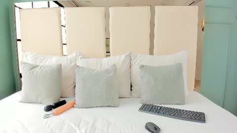 Snapshot of cattalina_rose chatting on 15, 7, 2026 C A T A R O S E online show from 15, 7, 2026