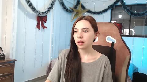 Snapshot of cattleya069 chatting on 4, 1, 2025  Cattleya you can tell me Leya too.     online show from 4, 1, 2025