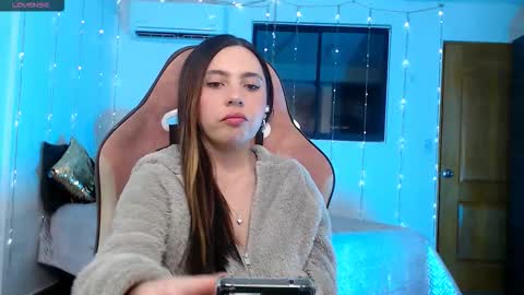 Snapshot of cattleya069 chatting on 18, 9, 2025  Cattleya you can tell me Leya too.     online show from 18, 9, 2025