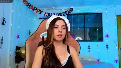 Snapshot of cattleya069 chatting on 3, 11, 2025  Cattleya you can tell me Leya too.     online show from 3, 11, 2025