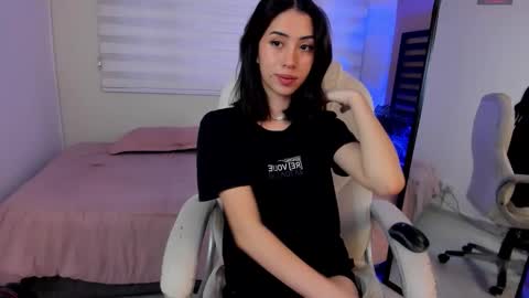 Snapshot of caty_loves chatting on 16, 1, 2026 Caty online show from 16, 1, 2026