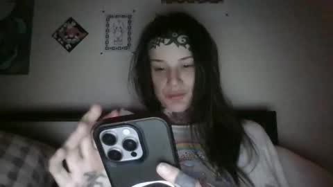 Snapshot of caulkgobbler chatting on 24, 11, 2025 alaska online show from 24, 11, 2025