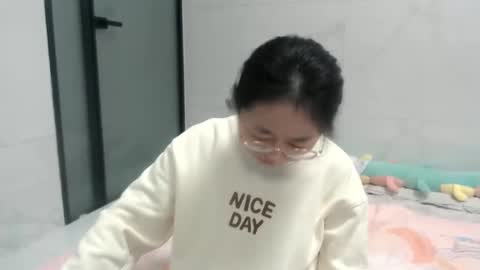 ANNYANNY online show from 4, 1, 2025