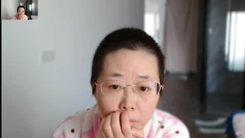 Snapshot of cbz112233 chatting on 9, 4, 2026 ANNYANNY online show from 9, 4, 2026