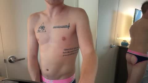 Snapshot of cchadnextdoor25 chatting on 29, 10, 2025 Chad online show from 29, 10, 2025