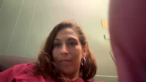 Snapshot of cece_vibez chatting on 14, 10, 2025 cece_vibez online show from 14, 10, 2025