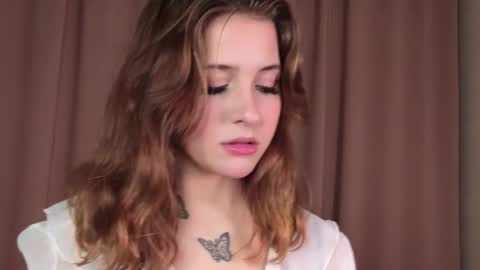 Snapshot of ceceliapidcock chatting on 4, 3, 2026 Lina online show from 4, 3, 2026