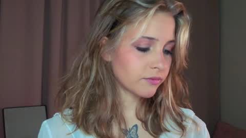 Snapshot of ceceliapidcock chatting on 7, 4, 2026 Lina online show from 7, 4, 2026