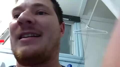 Snapshot of cedricstjacques0 chatting on 27, 10, 2025 Outdoor Guy online show from 27, 10, 2025