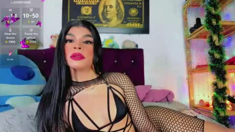 celeste_hot25horny online show from 11, 5, 2026