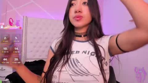 Snapshot of celeste_wayne chatting on 4, 3, 2025 Celeste Wayne online show from 4, 3, 2025