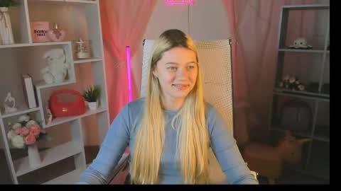 your cute kitty online show from 13, 4, 2026