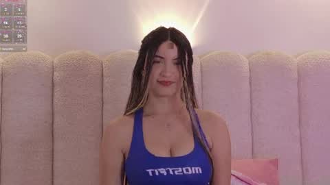 celestte_vanegas online show from 4, 6, 2026