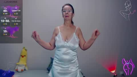 Snapshot of celine_faer1 chatting on 23, 3, 2026 Celine online show from 23, 3, 2026