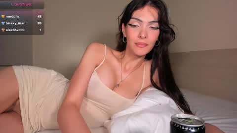 Ji-yoon online show from 11, 4, 2026