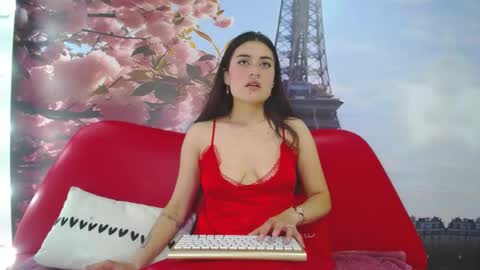 Snapshot of celine_visconti chatting on 28, 4, 2026 online show from 28, 4, 2026